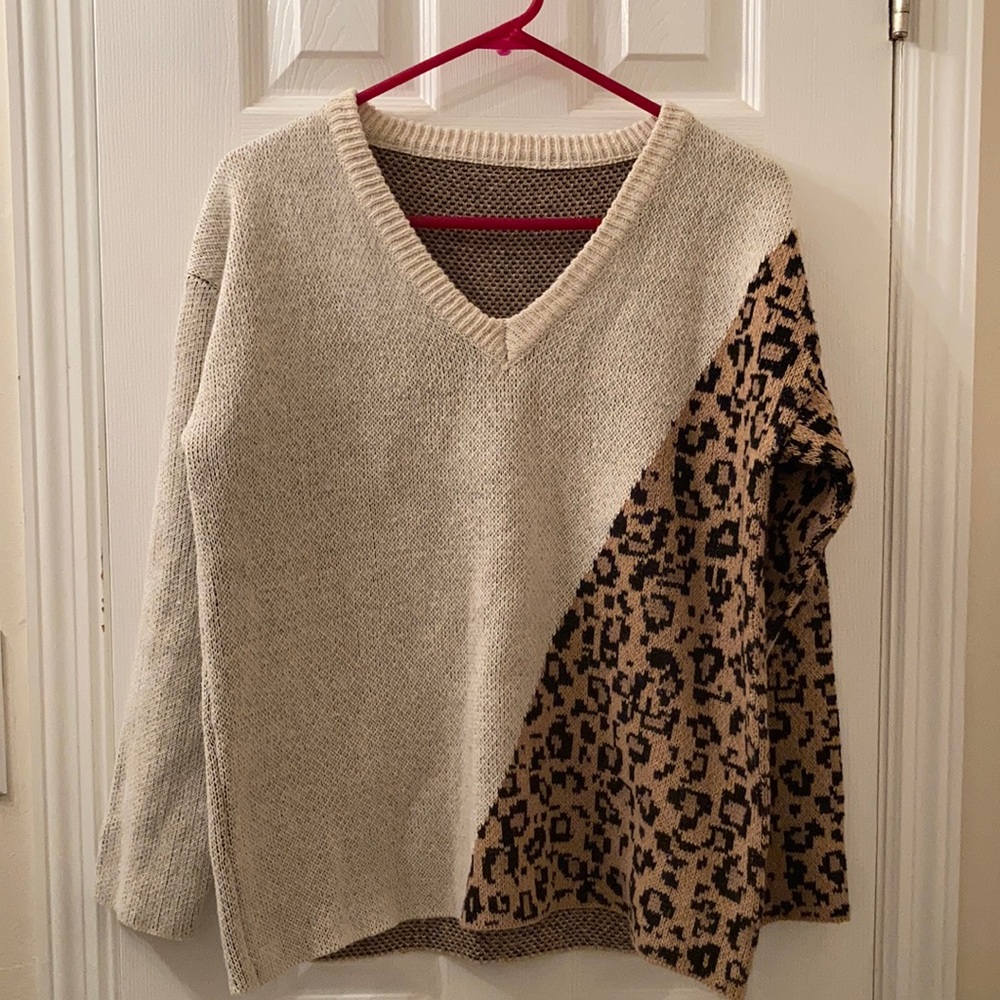 New Animal print sweater